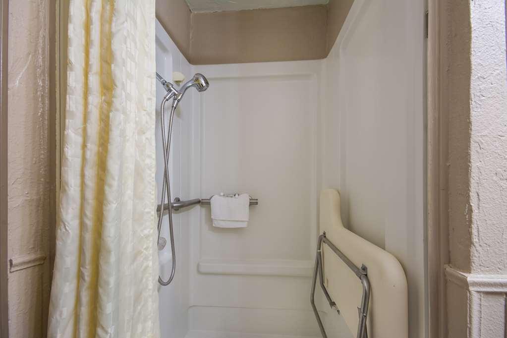 Americas Best Value Inn Woodward At 8Th St Cameră foto